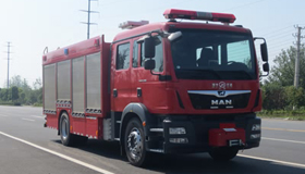湖北省委書記李鴻忠強(qiáng)調(diào):堅持創(chuàng)新驅(qū)動發(fā)展戰(zhàn)略 做大做強(qiáng)特色支柱產(chǎn)業(yè)